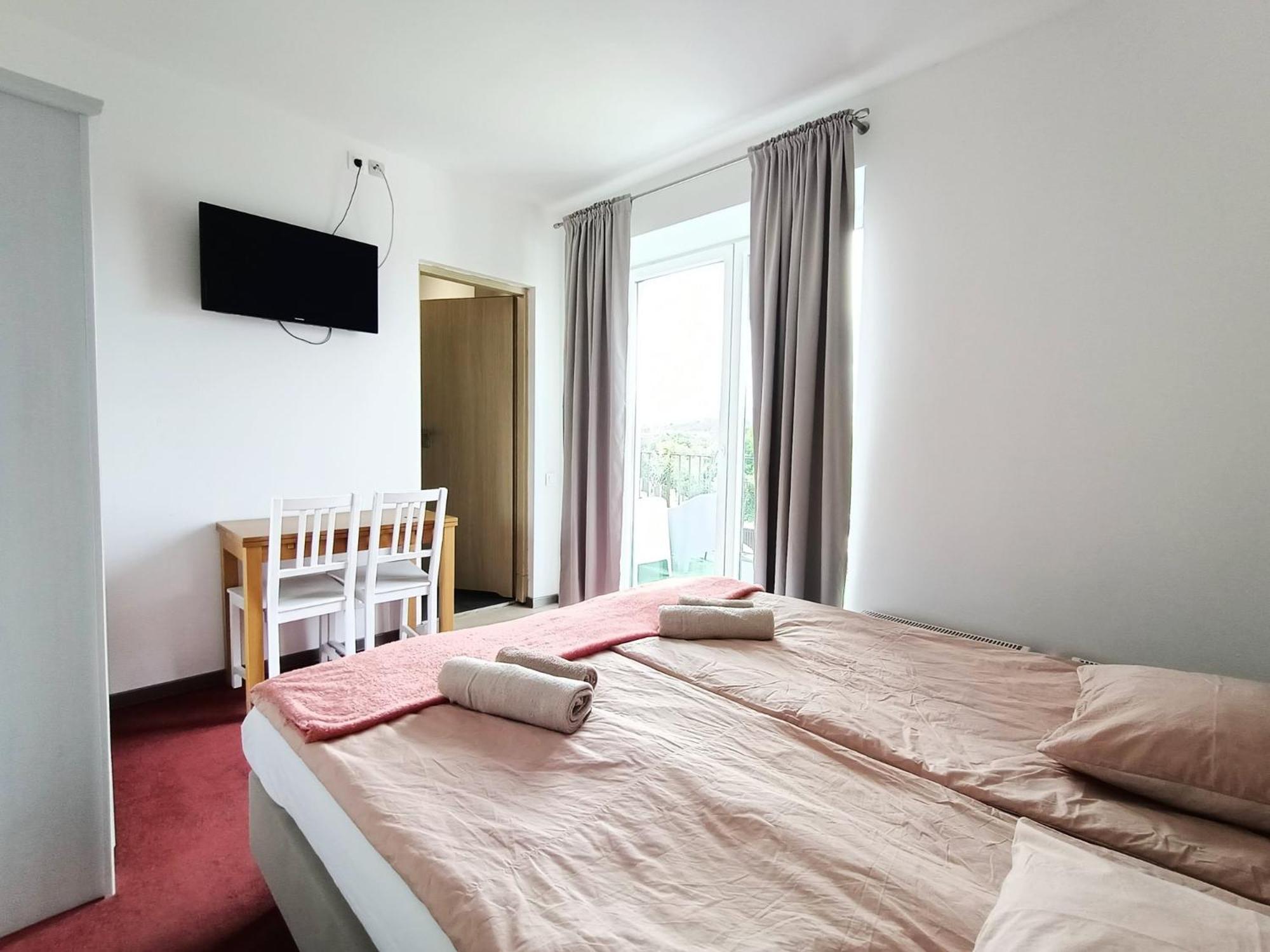 Firstroom Gasthof *